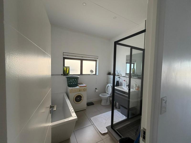 To Let 2 Bedroom Property for Rent in Croydon Western Cape
